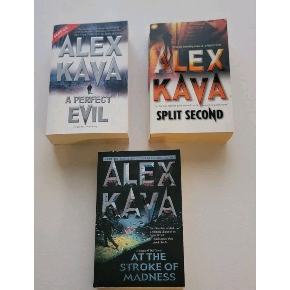 3 Alex Kava Paperback Books A Perfect Evil Split Second At The Stroke Of Madness